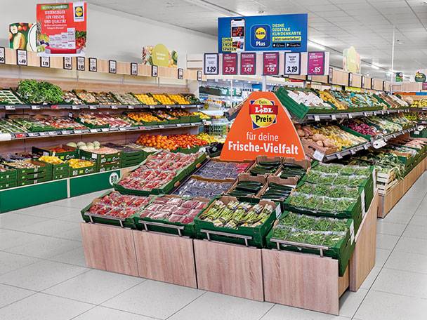 Frisches Obst, Gemüse und Fleisch bei Lidl.
