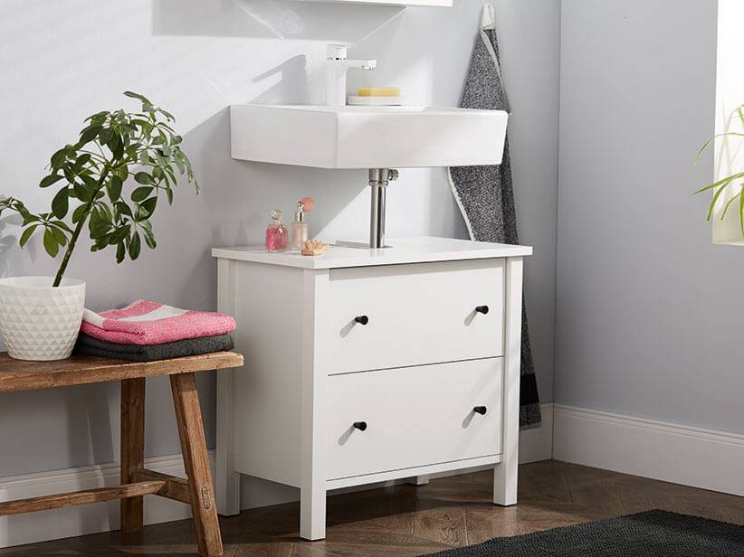 Weißer Badezimmer-Unterschrank mit Waschbecken und zwei Schubladen.