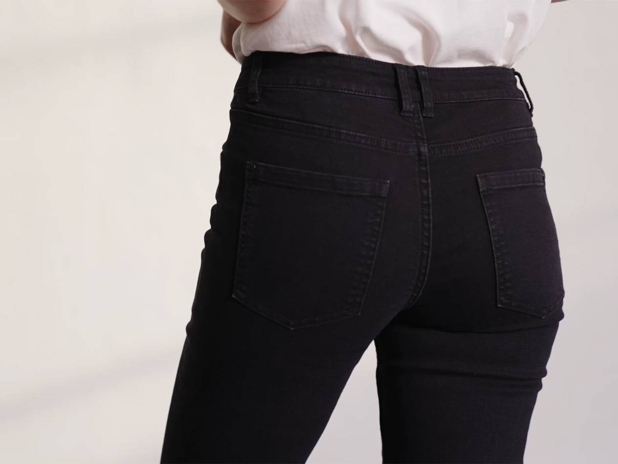 Schwarze Jeans für Damen.