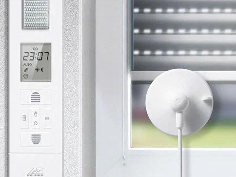 Elektrische Rollläden und Schellenberg Steuerung.