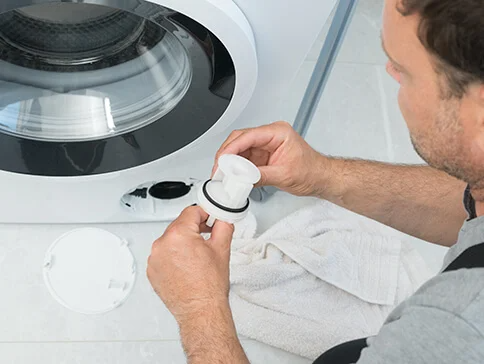 Filterreinigung der Waschmaschine.