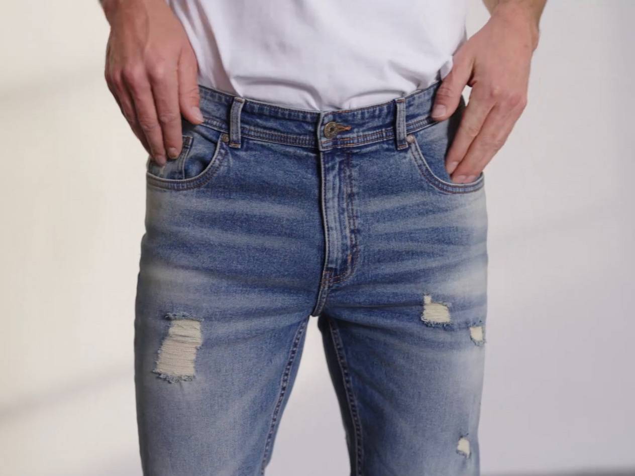 Zerrissene Jeans, Herrenmode.