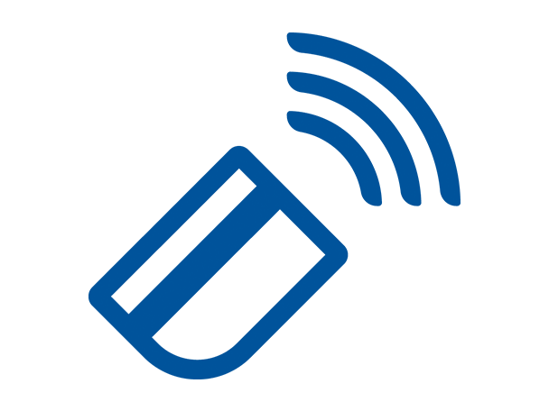 Einfarbiger dunkelblauer Hintergrund.